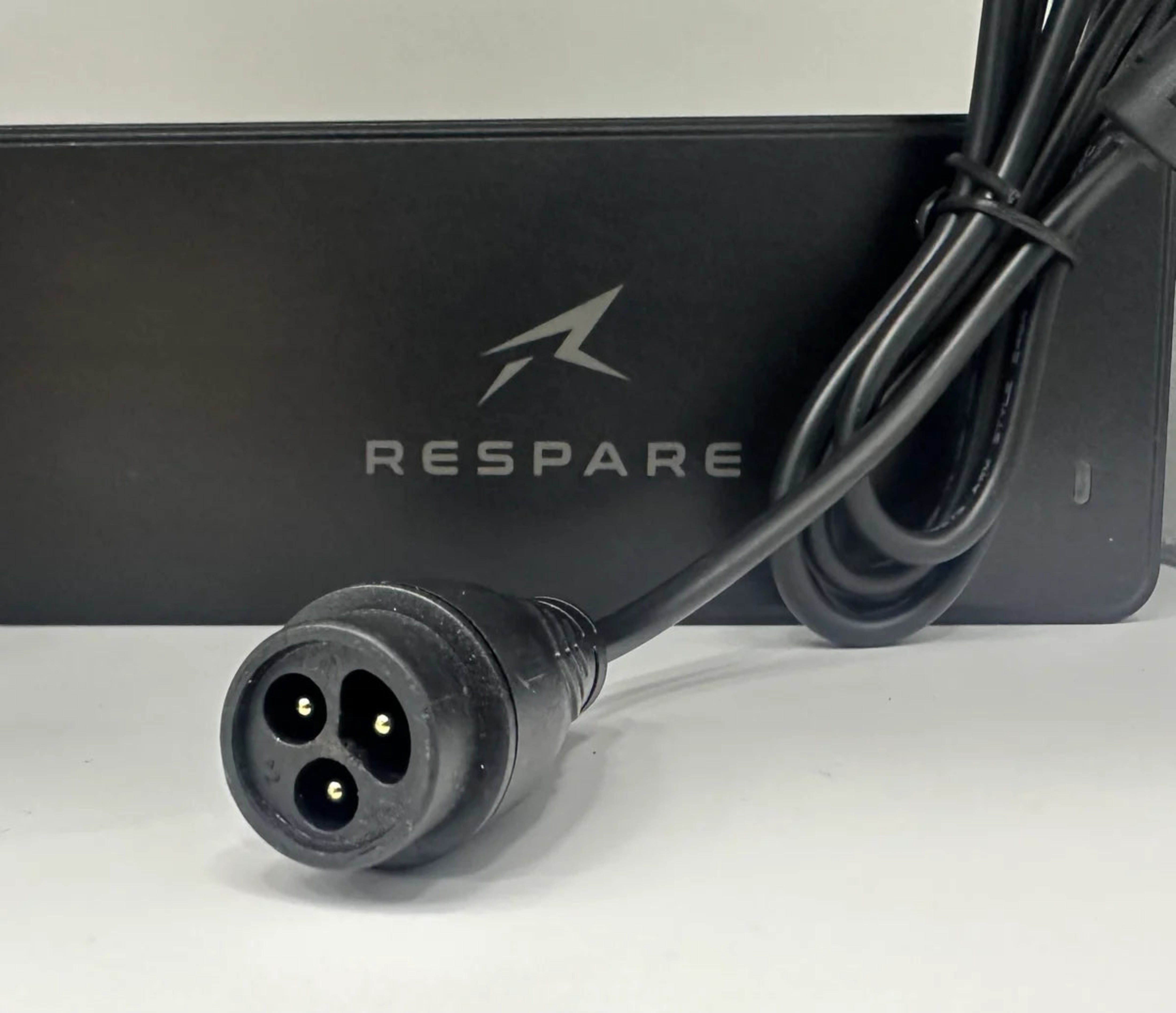 Chargeur 58.8V 2A (connecteur LP16) - CE